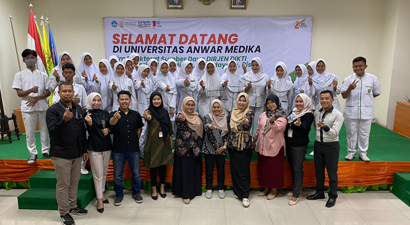 UAM Campus Tour: SMAN 1 Krian Dan SMK Kesehatan Darussalam Sidoarjo